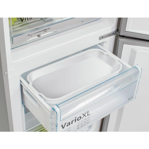 Двухкамерный холодильник Bosch KGE39AW21R