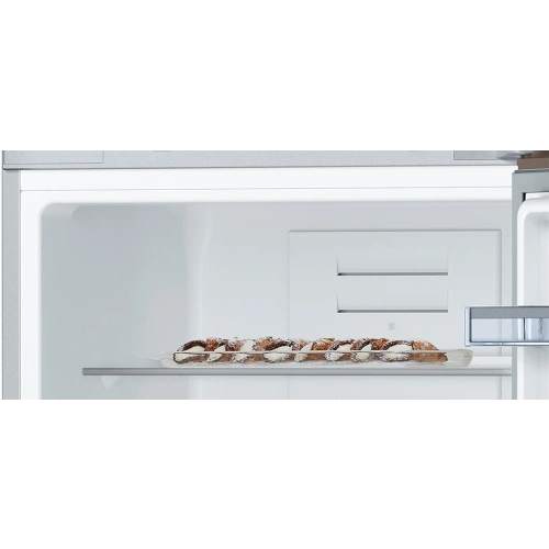 Двухкамерный холодильник Bosch KGN 39XD18 R