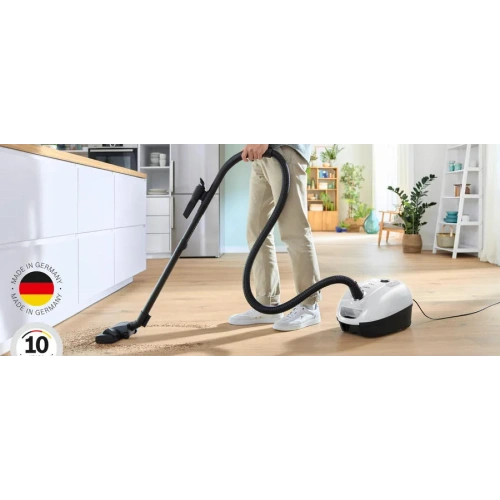 Пылесос Bosch BGL38WH2