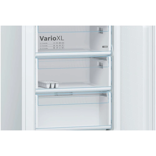 Двухкамерный холодильник Bosch KGE39XW2AR