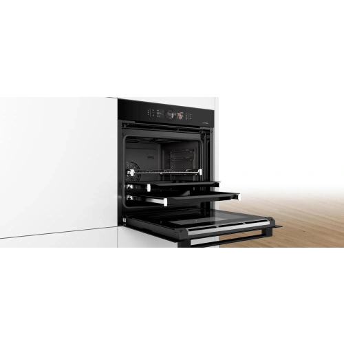 Духовой шкаф Bosch HSG856XC7