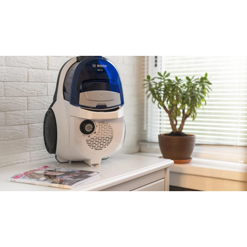 Пылесос Bosch BGS 11700