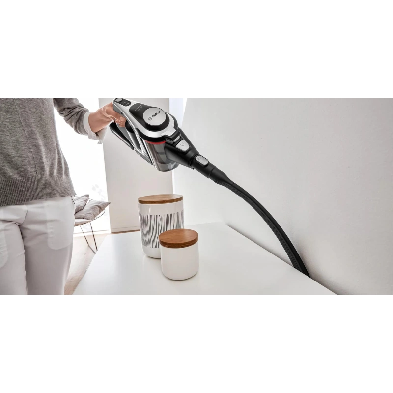 Пылесос Bosch BCS8224WA