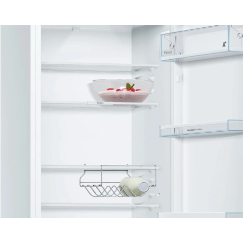 Двухкамерный холодильник Bosch KGE39XW2AR
